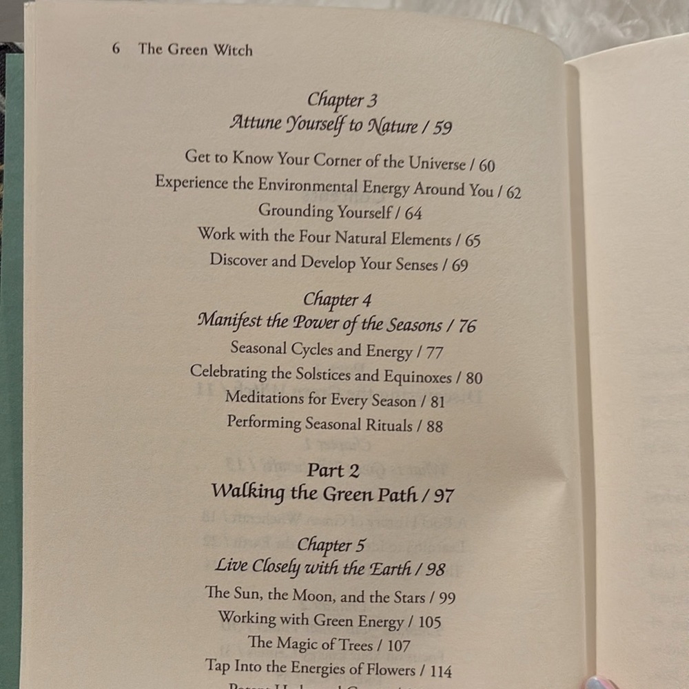 The Green Witch Book by Arin Murphy-Hiscock NWT - Picture 4 of 6